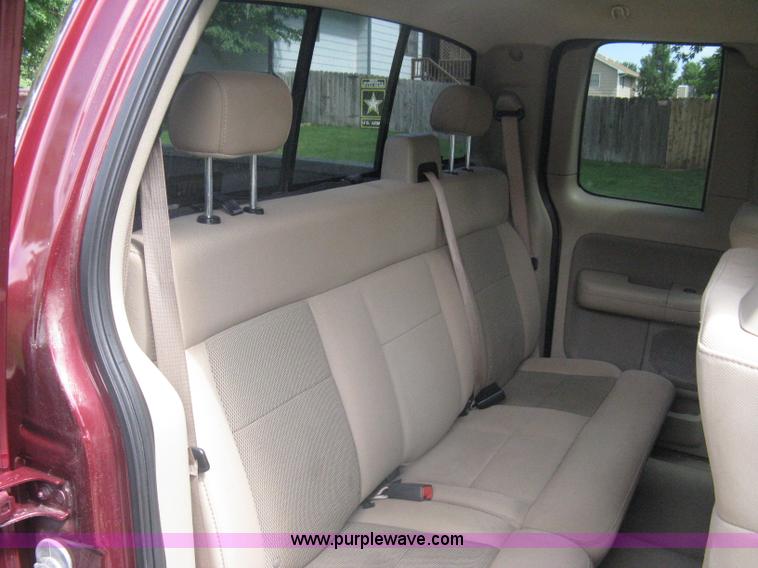 image for item A6449 2005 Ford F150 XLT extended cab pickup truck