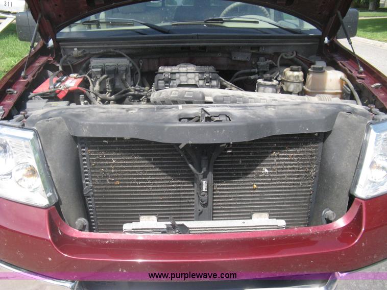 image for item A6449 2005 Ford F150 XLT extended cab pickup truck