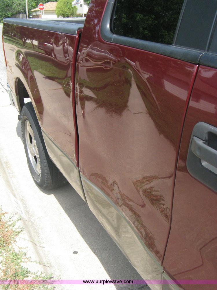 image for item A6449 2005 Ford F150 XLT extended cab pickup truck