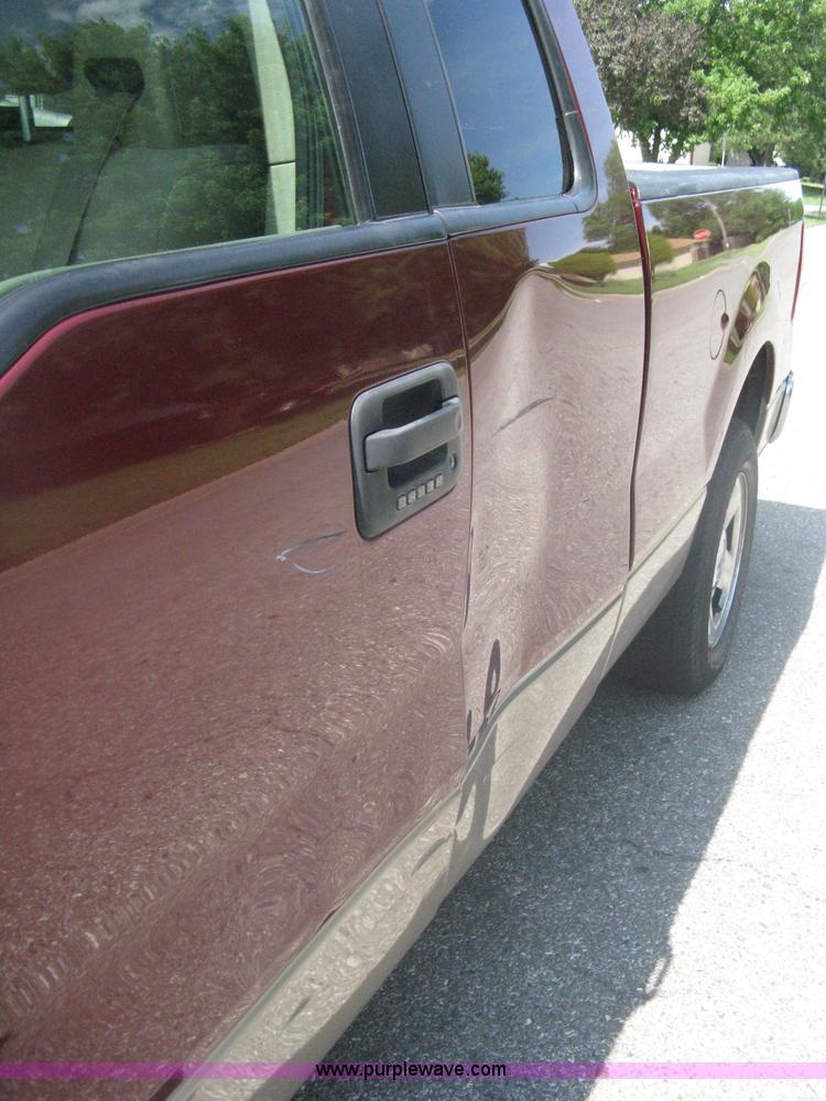 image for item A6449 2005 Ford F150 XLT extended cab pickup truck