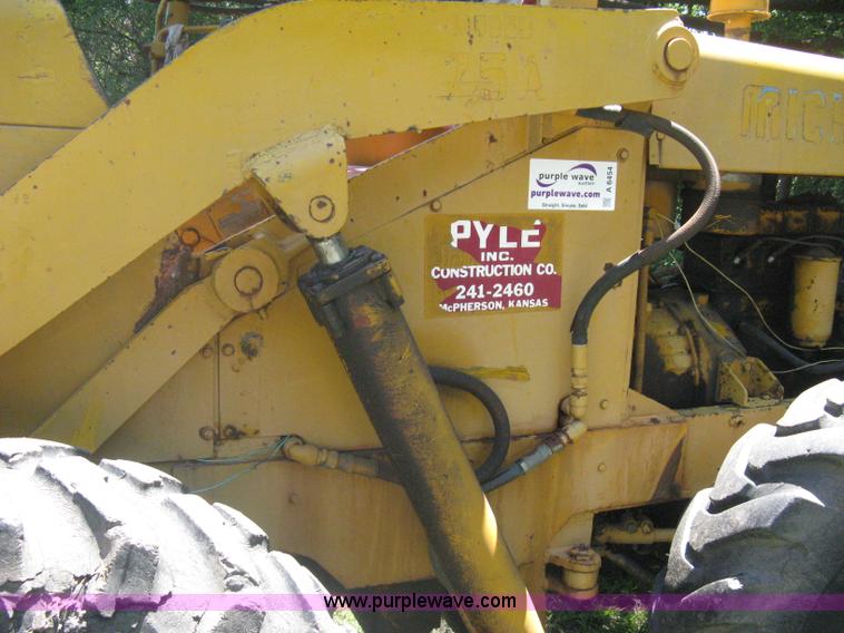 image for item A6454 Michigan 75A wheel loader