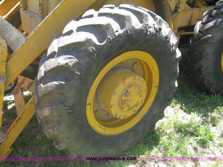 image for item A6454 Michigan 75A wheel loader