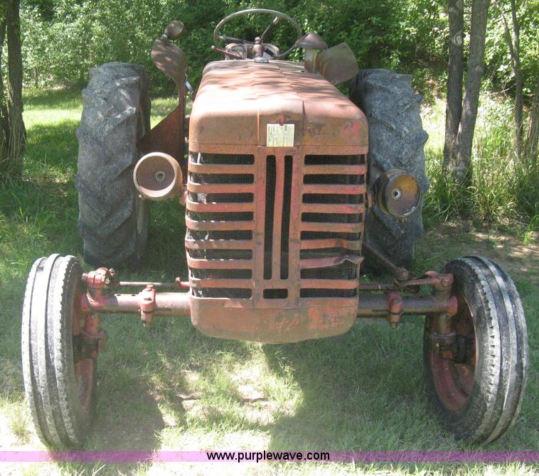 image for item A6458 International B275 tractor