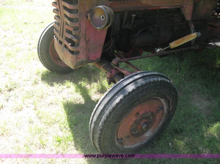 image for item A6458 International B275 tractor