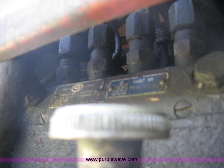 image for item A6458 International B275 tractor