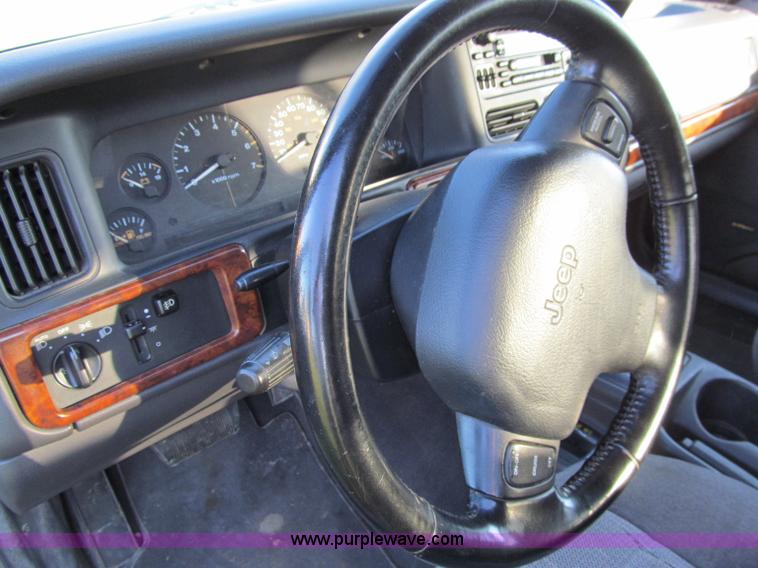 image for item A8316 1998 Jeep Grand Cherokee SUV