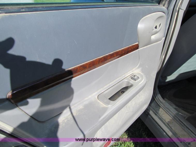 image for item A8323 2005 Chevrolet Impala