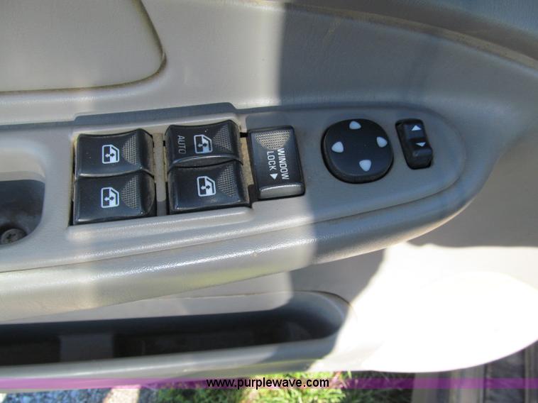 image for item A8323 2005 Chevrolet Impala