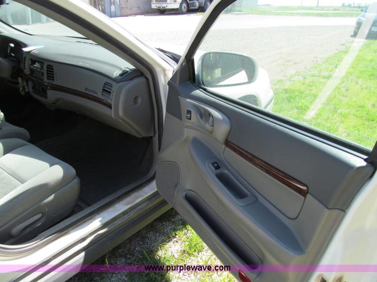 image for item A8328 2005 Chevrolet Impala