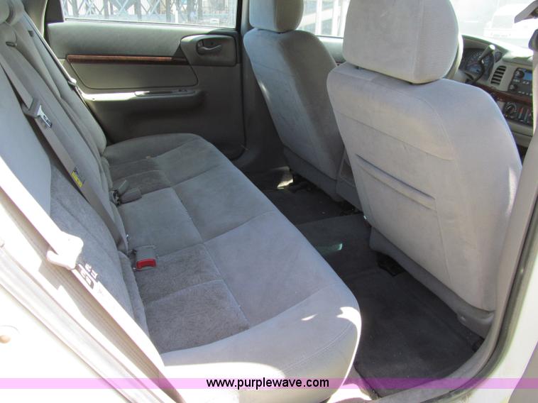 image for item A8328 2005 Chevrolet Impala