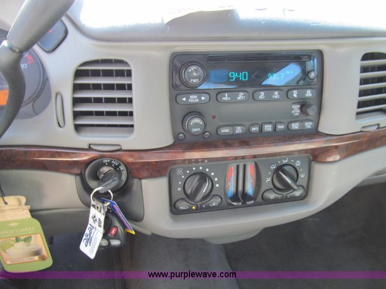 image for item A8328 2005 Chevrolet Impala