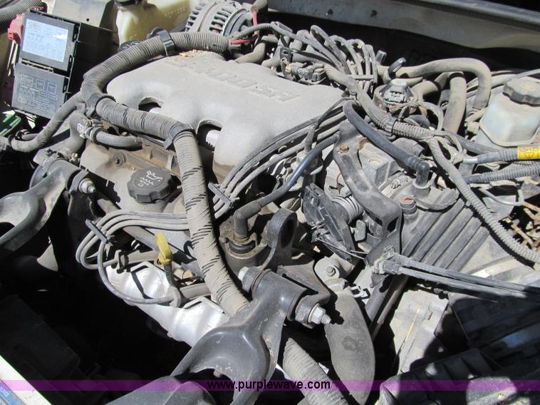 image for item A8328 2005 Chevrolet Impala