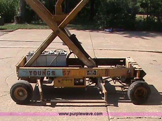 image for item B1269 Heff-T-Herman 220TM11 24V scissor lift