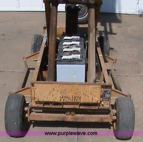image for item B1269 Heff-T-Herman 220TM11 24V scissor lift