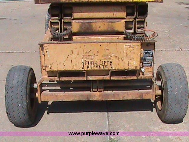 image for item B1269 Heff-T-Herman 220TM11 24V scissor lift