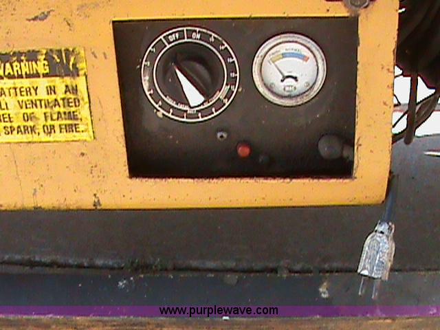 image for item B1269 Heff-T-Herman 220TM11 24V scissor lift