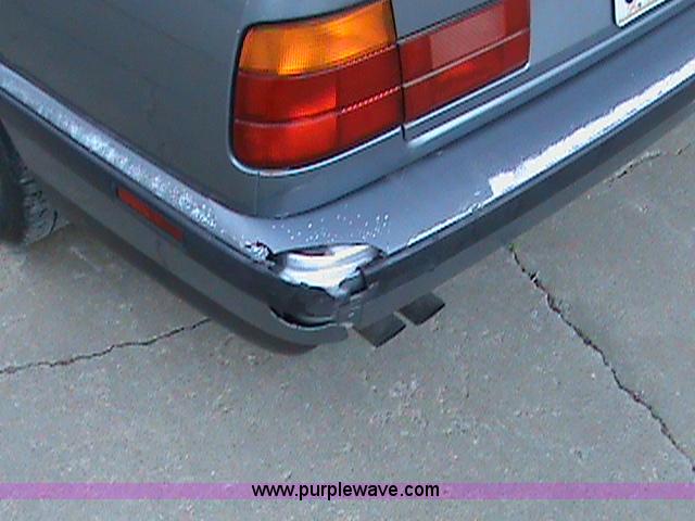 image for item B1270 1989 BMW 535I
