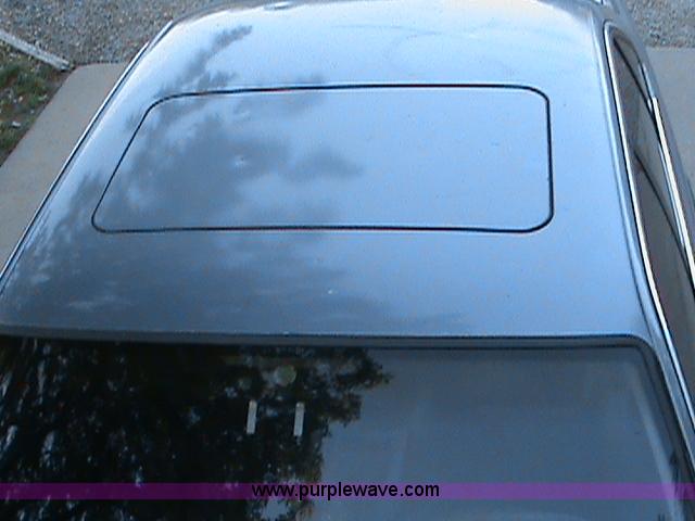 image for item B1270 1989 BMW 535I