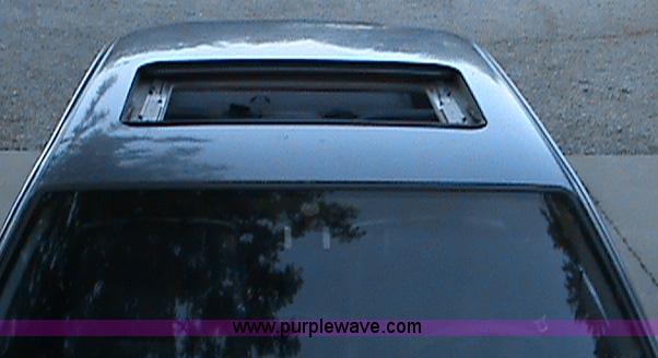 image for item B1270 1989 BMW 535I