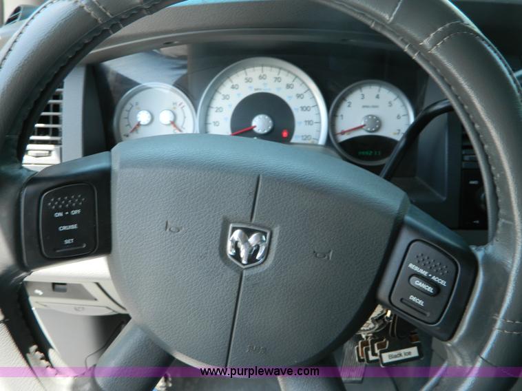 image for item B3767 2006 Dodge Durango Limited SUV