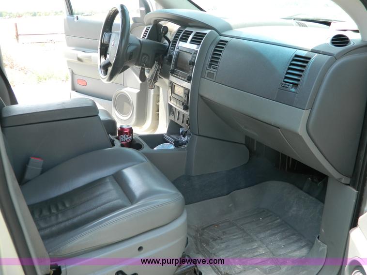image for item B3767 2006 Dodge Durango Limited SUV