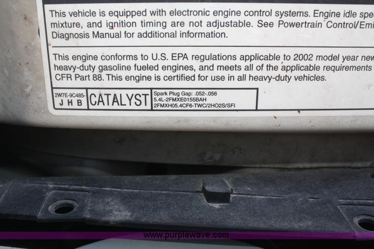 image for item B6691 2002 Ford E350 box truck