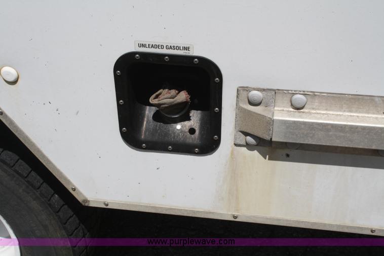 image for item B6691 2002 Ford E350 box truck