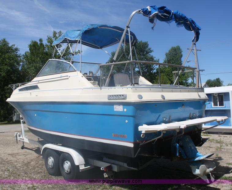 image for item B6696 Bayliner 24' boat
