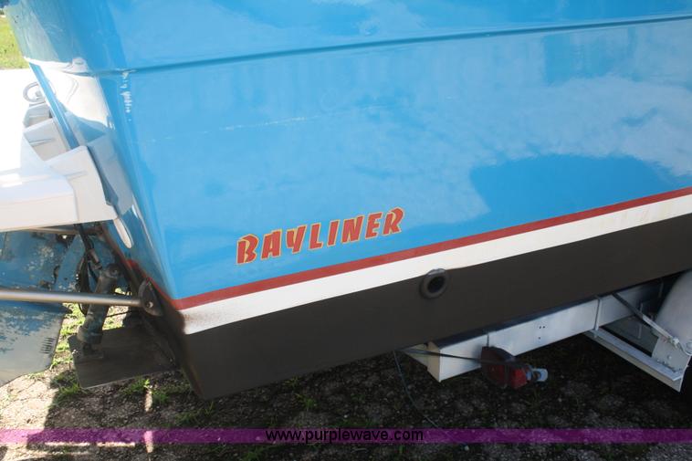 image for item B6696 Bayliner 24' boat
