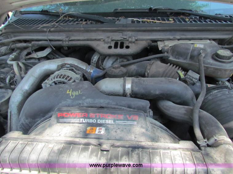 image for item B7286 2005 Ford F550 Super Duty pickup truck