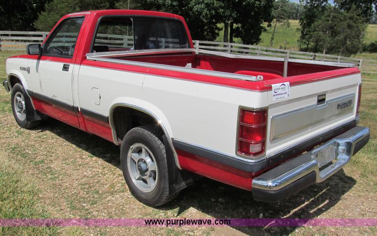 image for item C2267 1987 Dodge Dakota pickup truck