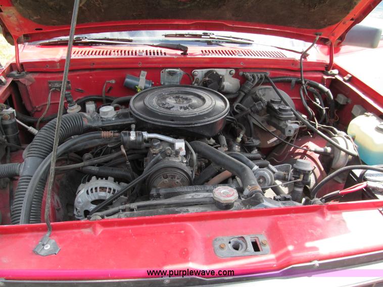 image for item C2267 1987 Dodge Dakota pickup truck