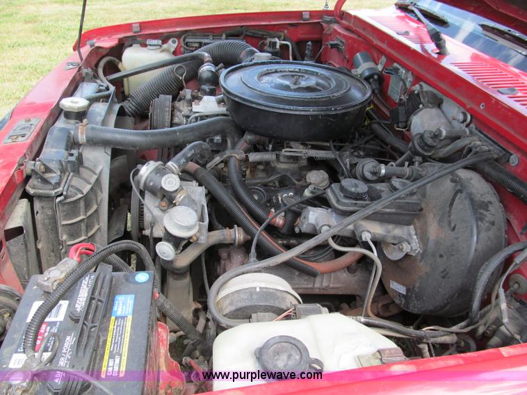 image for item C2267 1987 Dodge Dakota pickup truck