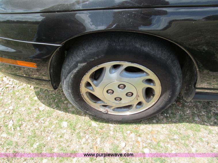 image for item C2269 1997 Saturn SL II