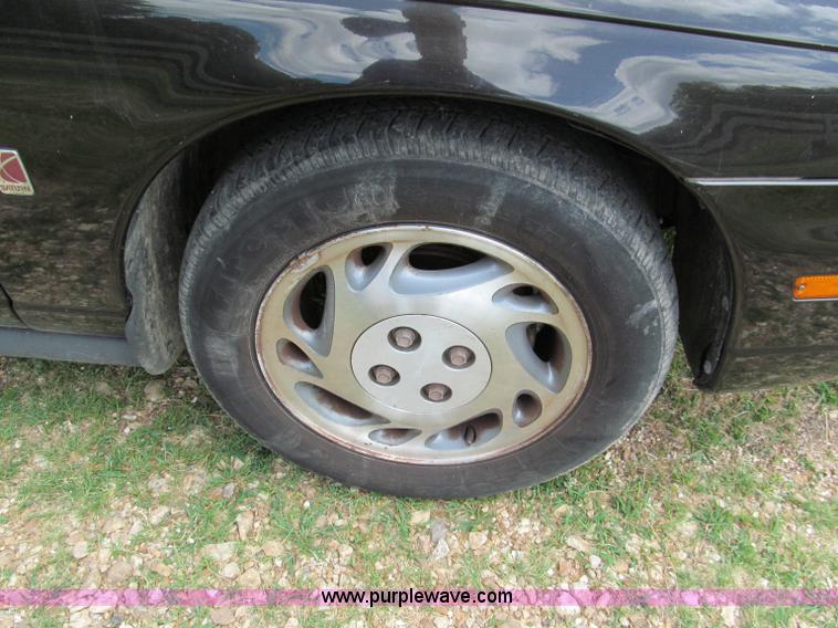 image for item C2269 1997 Saturn SL II