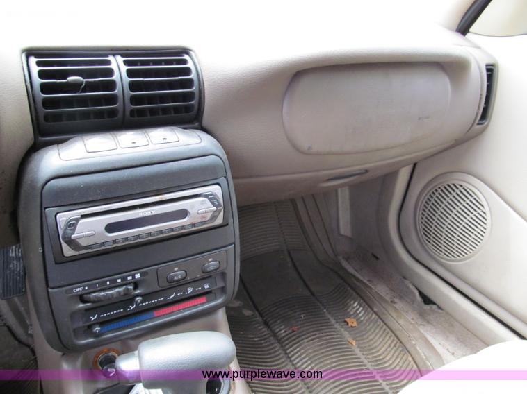 image for item C2269 1997 Saturn SL II