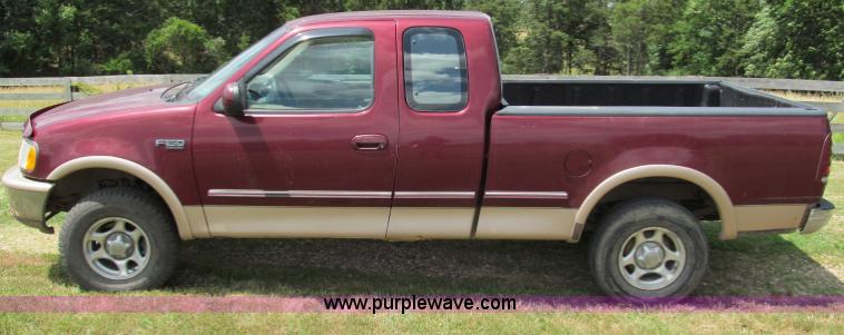 image for item C2272 1997 Ford F150 XLT extended cab pickup truck