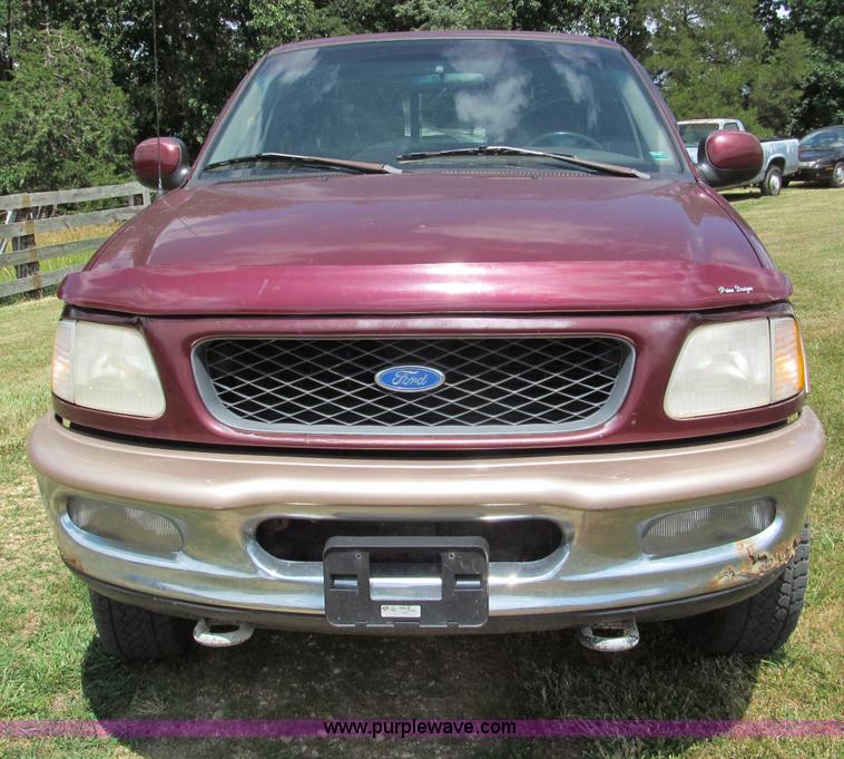 image for item C2272 1997 Ford F150 XLT extended cab pickup truck