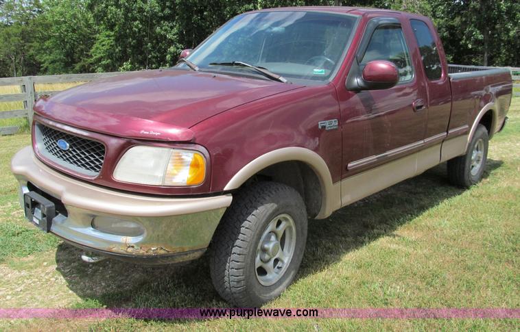image for item C2272 1997 Ford F150 XLT extended cab pickup truck
