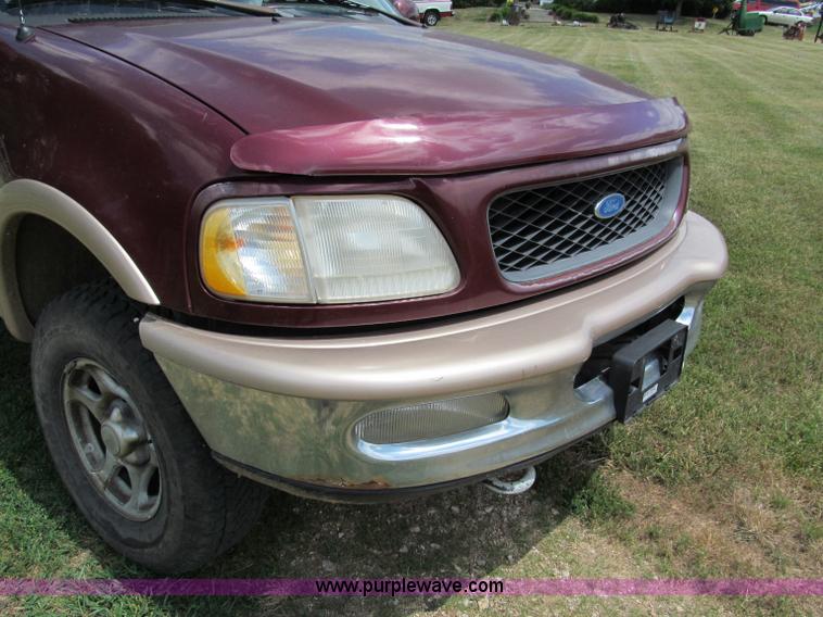 image for item C2272 1997 Ford F150 XLT extended cab pickup truck