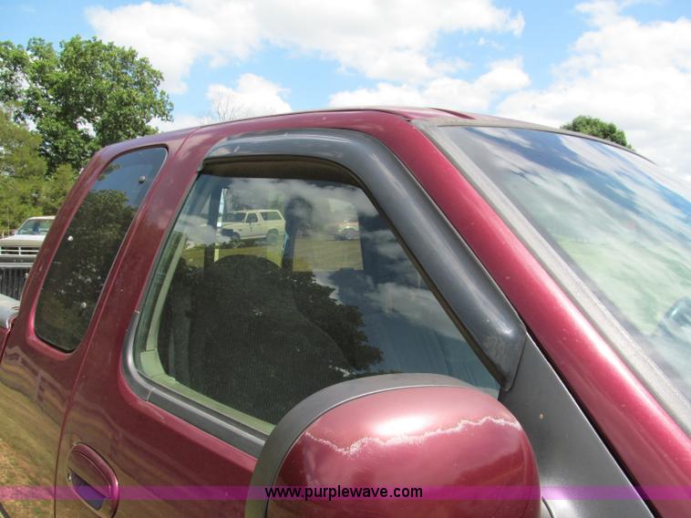 image for item C2272 1997 Ford F150 XLT extended cab pickup truck