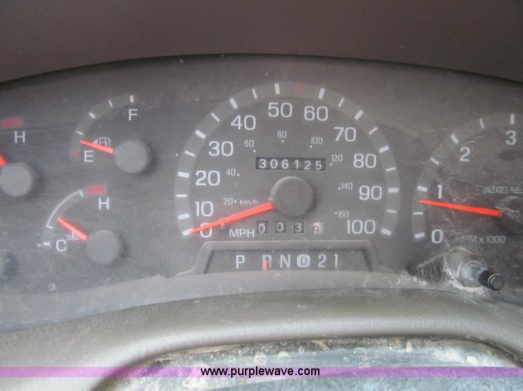 image for item C2272 1997 Ford F150 XLT extended cab pickup truck