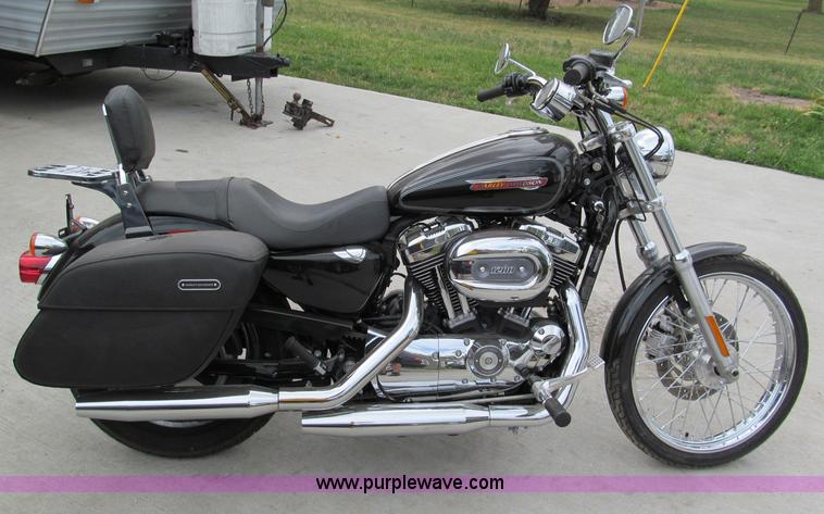 image for item C2275 2009 Harley Davidson 1200 Custom Sportster motorcycle