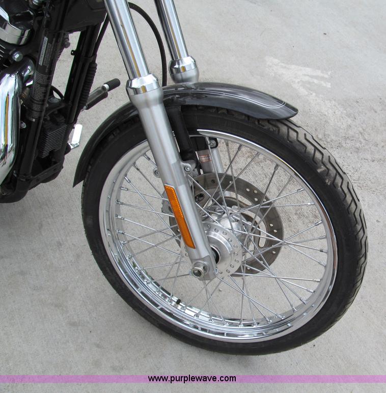 image for item C2275 2009 Harley Davidson 1200 Custom Sportster motorcycle