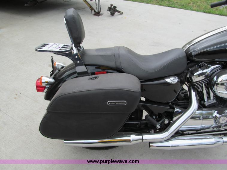 image for item C2275 2009 Harley Davidson 1200 Custom Sportster motorcycle