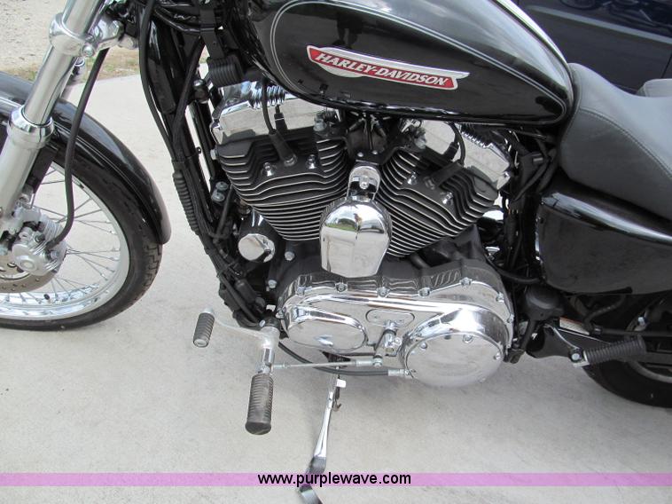 image for item C2275 2009 Harley Davidson 1200 Custom Sportster motorcycle