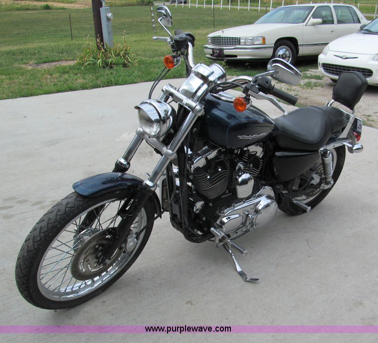 image for item C2276 2004 Harley Davidson 1200 Custom Sportster motorcycle