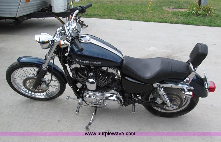 image for item C2276 2004 Harley Davidson 1200 Custom Sportster motorcycle