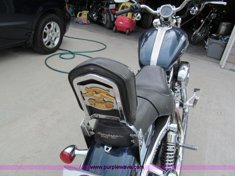 image for item C2276 2004 Harley Davidson 1200 Custom Sportster motorcycle
