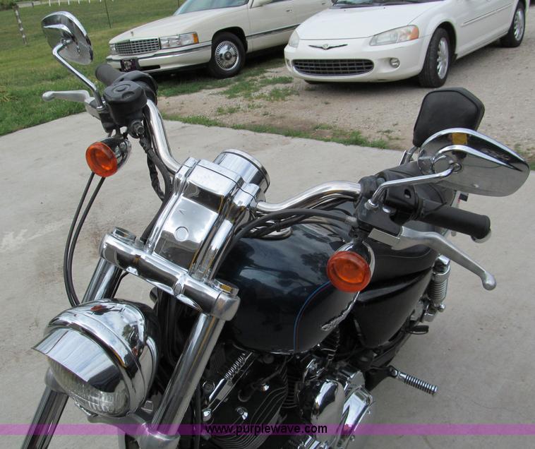 image for item C2276 2004 Harley Davidson 1200 Custom Sportster motorcycle
